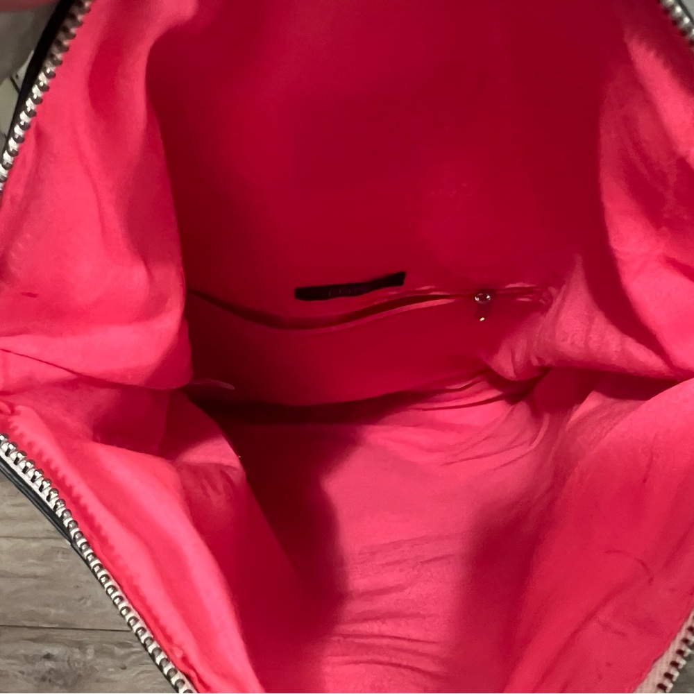 mark. brand Convertible Hobo bag to Clutch with adjustable straps - Picture 5 of 8